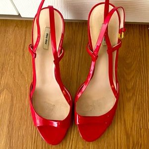 Red MIUMIU heels size 40